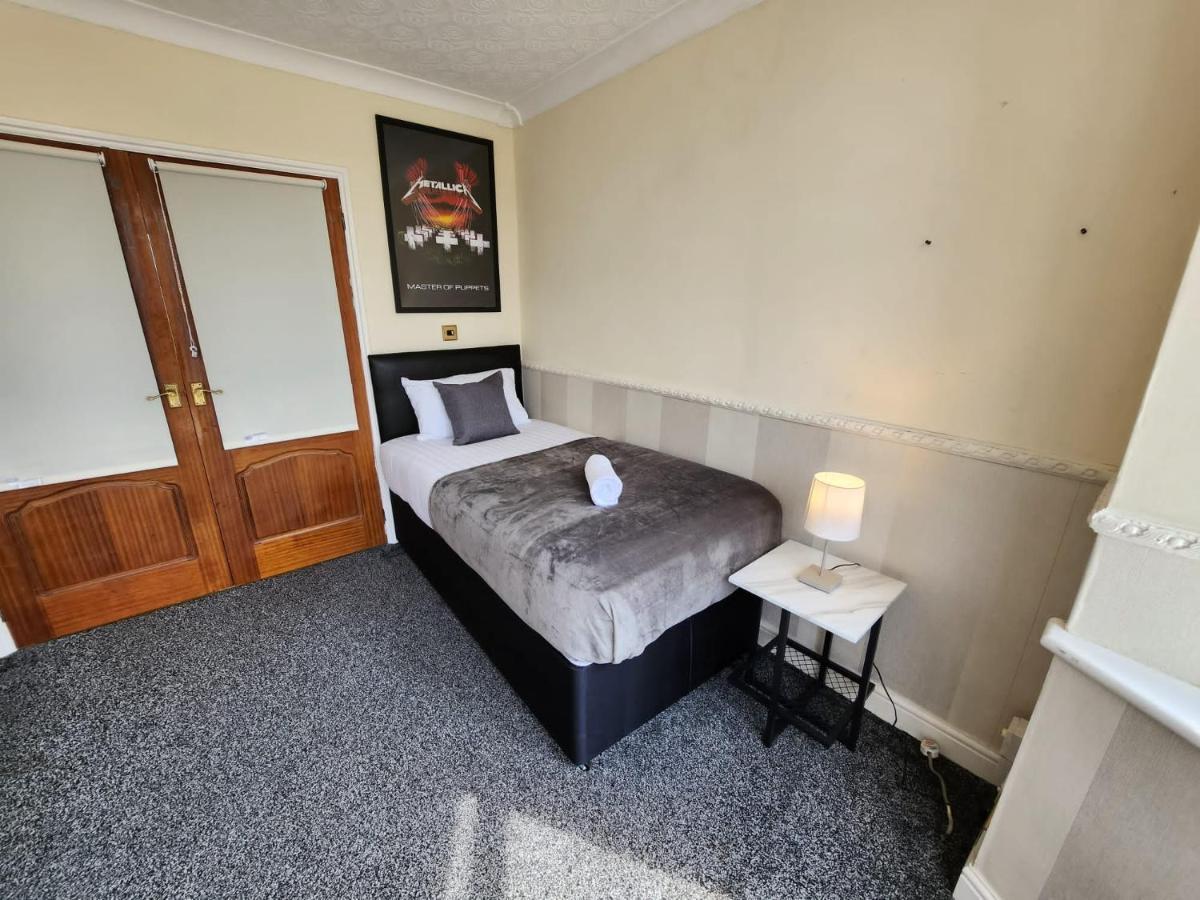 Hotel Sheldon Shared House Solihull Exteriér fotografie
