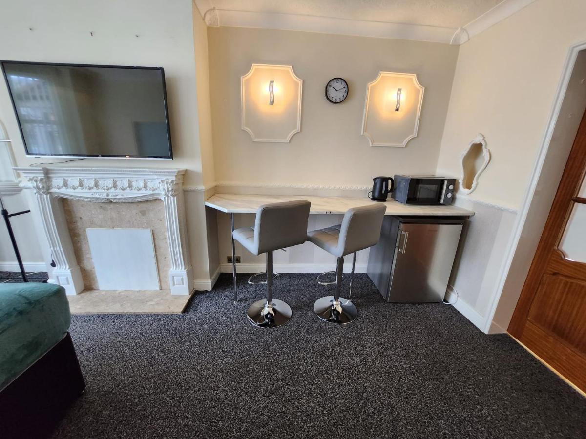 Hotel Sheldon Shared House Solihull Exteriér fotografie